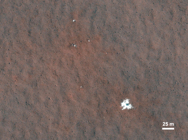 Mars_Water_in_the_form_of_ice